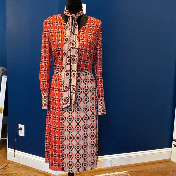 Etcetera Skirt size 4 in rich colors. - Picture 6 of 8